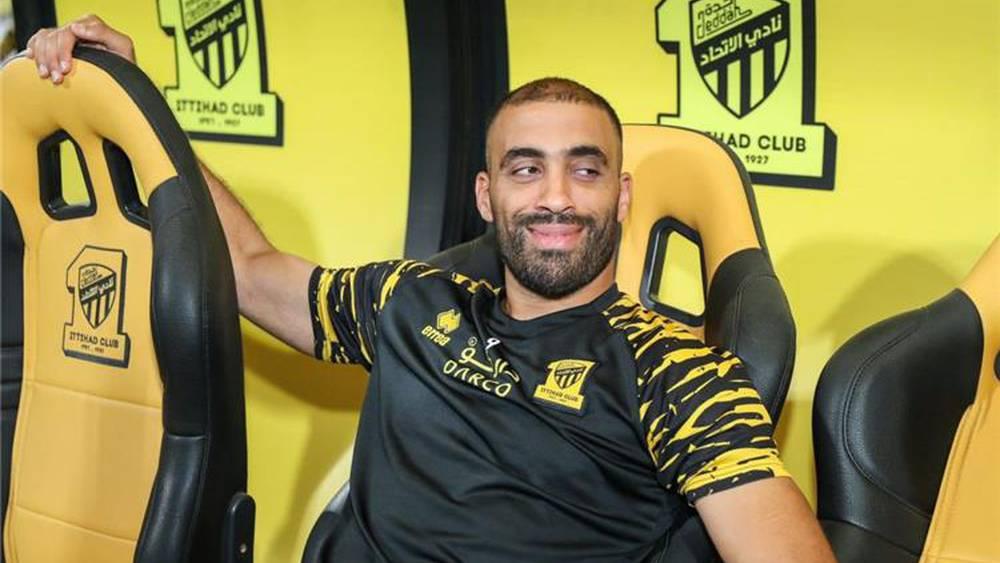 رسميا/ الاتحاد السعودي لكرة القدم يقرر رفع عقوبة الإيقاف عن عبد الرزاق حمد الله