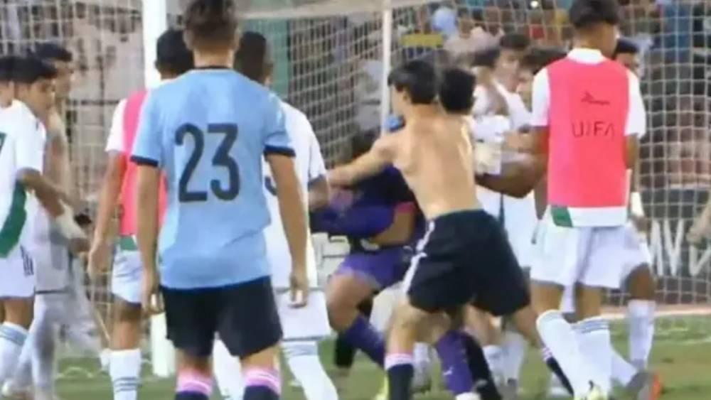 الاتحاد العربي يعترف ضمنيا بمسؤولية الجزائر في الأحداث التي تلت نهائي كأس العرب بمجموعة من القرارات منها معاقبة اللاعب الجزائري الذي بدأ الشجار