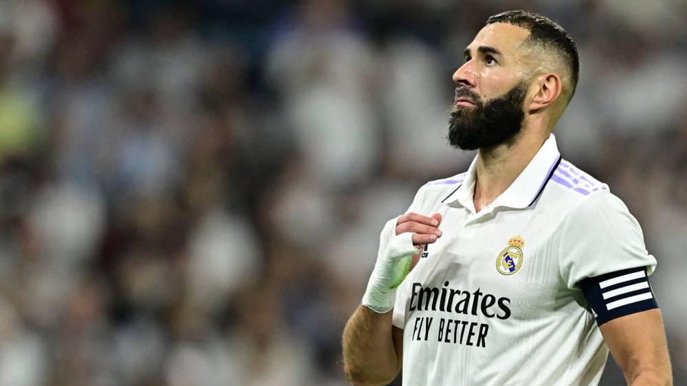 ريال مدريد يتوصل لاتفاق من أجل تجديد عقد بنزيما حتى صيف 2024