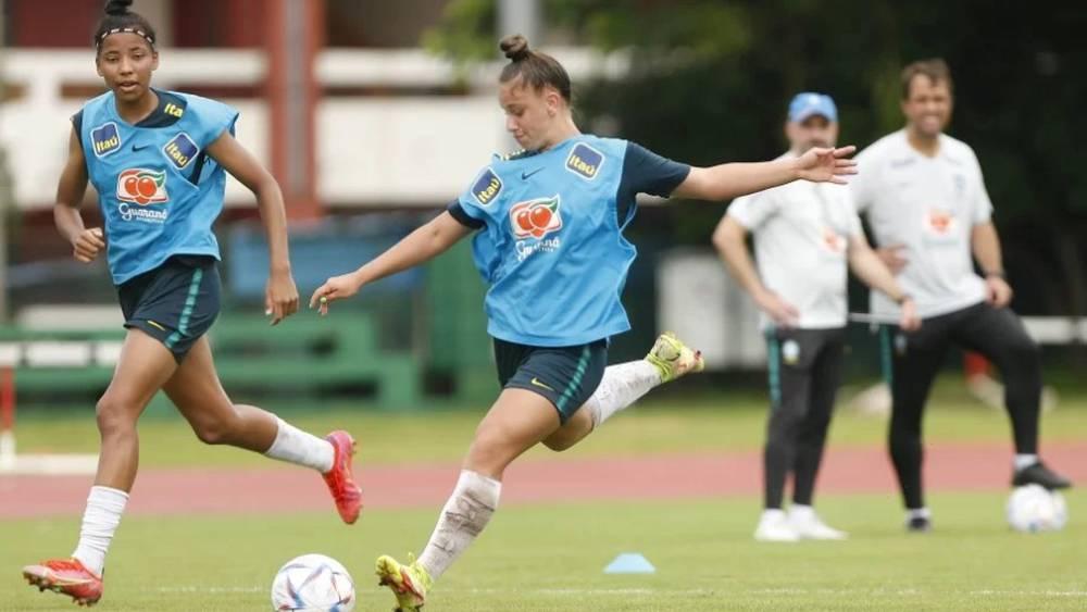 لاعبة منتخب البرازيل تحت 17 سنة: "من الصعب جدًا هزم فريق متحد وهناك تطلع كبير لتقديم مباراة رائعة ضد المغرب"