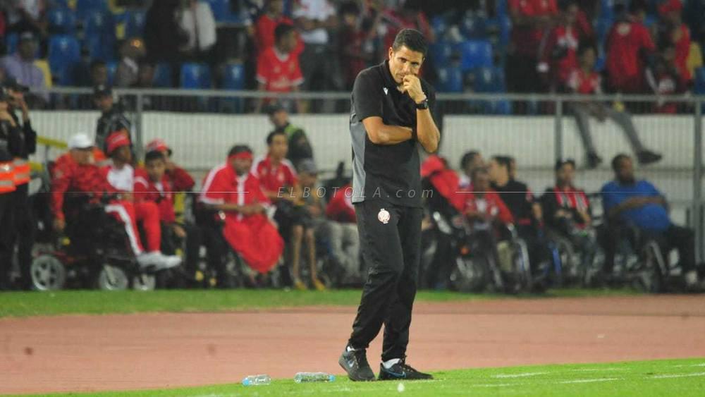 عموتة عن إهدار ضربة الجزاء: "هناك شيء يسمى القدر.. بولي قرر أن يسددها وعلينا الاشتغال على النجاعة بدل التفكير في ضياعها"