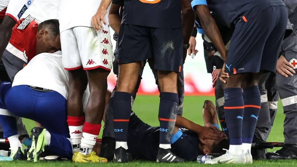 "قلوبنا معك أخي".. لاعبو المنتخب المغربي يتضامنون مع حارث بعد إصابته في مواجهة مارسيليا وموناكو