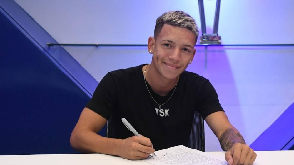 ريال مدريد يخطط للتعاقد مع الموهوب الأرجنتيني "جيانلوكا بريستاني" من فيليز سارسفيلد