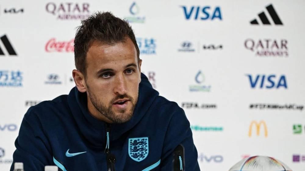 هاري كين يُعلن عزمه ارتداء شارة "دعم المثليين" في مباراة إيران!