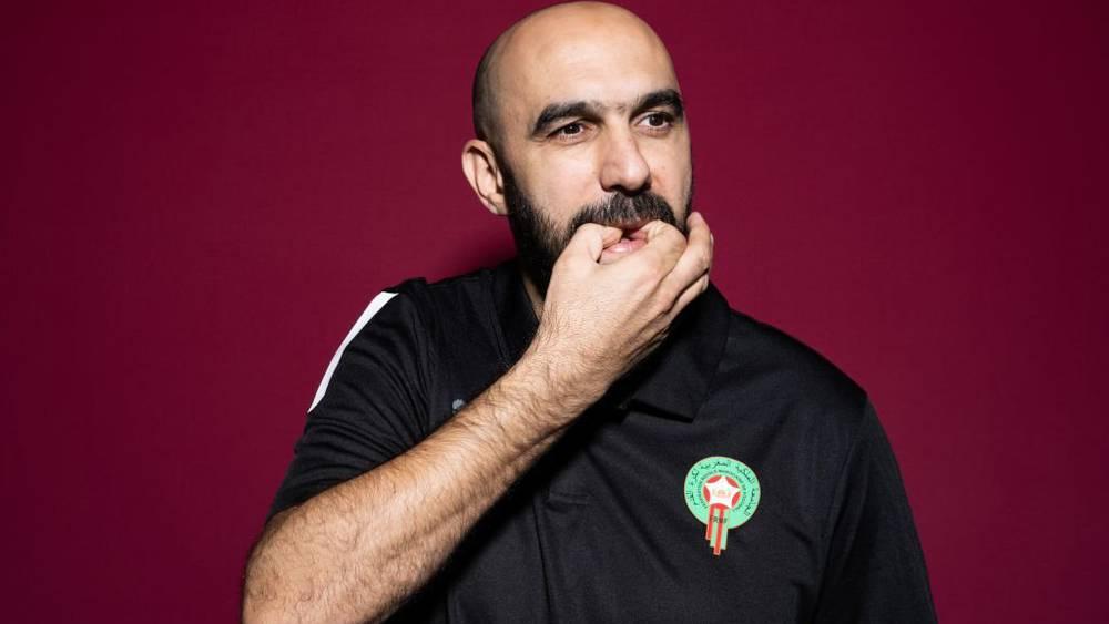 الركراكي: "غدا الجْمهور غادي يقول 'سِيير' للعَابة ماشي ليَّا ويلا دخلنا بفْهامة زَايدة قُدام كرواتيا غادي يربِّيونا بالزّْربة"