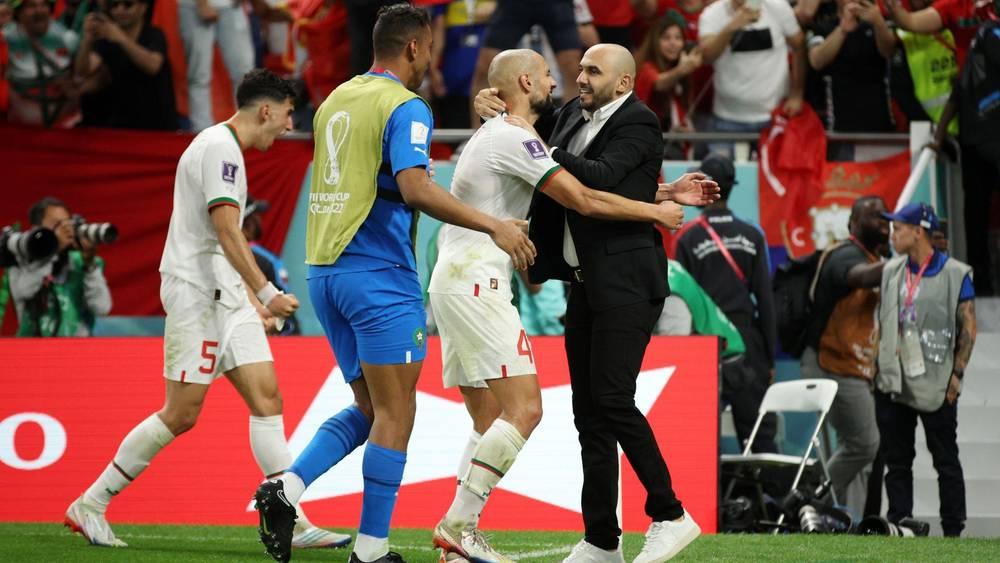 الركراكي: "أمرابط لاعب من المستوى العالمي.. إنه لاعب 'مفتاحي' في خططي وأتوقع انتقاله لأحد الأندية الأوروبية الكبرى بعد المونديال"