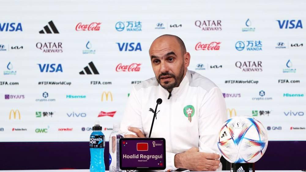 الركراكي: "كرة القدم أكثر من مجرد لعبة.. إنها تُساعد الأفراد على نسيان الكثير من المشاكل وهذا ما أُحاول قوله للاعبين"