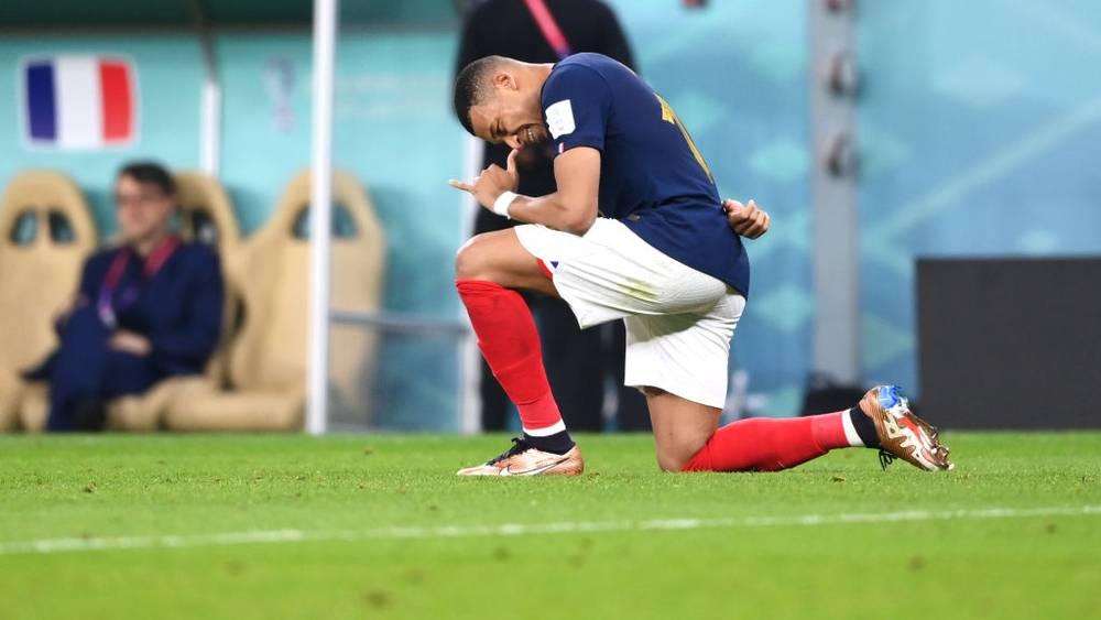 كأس العالم/ فرنسا تتفادى "المفاجأة" وتهزم بولندا (3-1) في أمسية "توهج" مبابي ودخول "جيرو" التاريخ