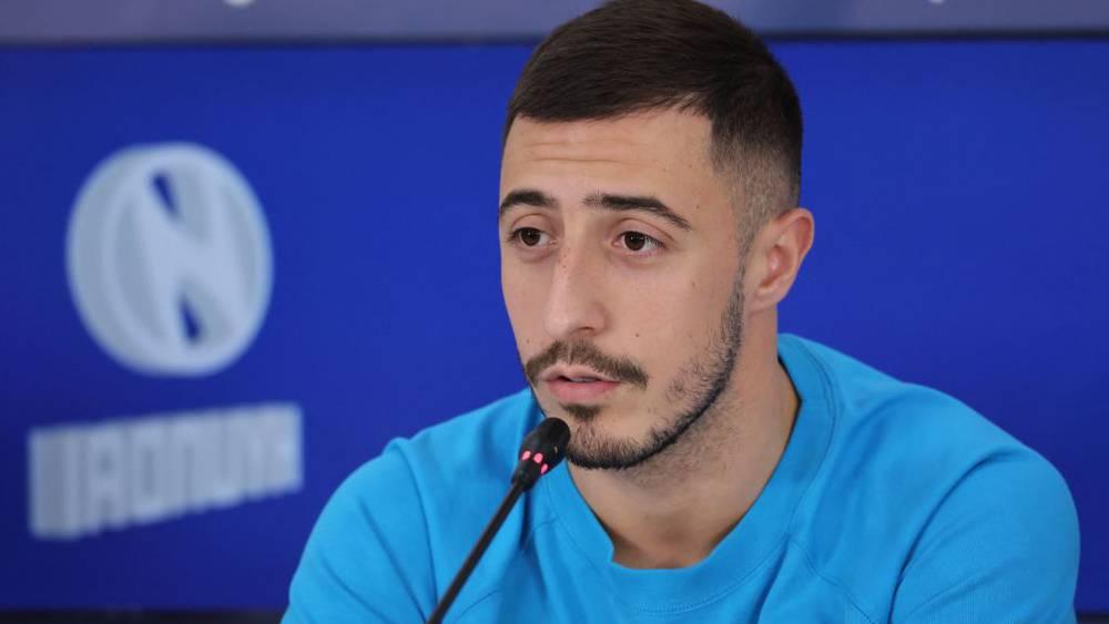 برشلونة يفتتح المفاوضات مع سلتيك من أجل ضم ظهير أيمن منتخب كرواتيا "يورانوفيتش"