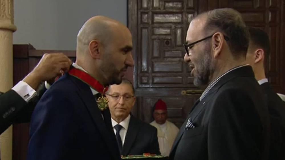 توشيح رئيس الجامعة فوزي لقجع ومدرب المنتخب المغربي الركراكي واللاعبين بالوسام الملكي