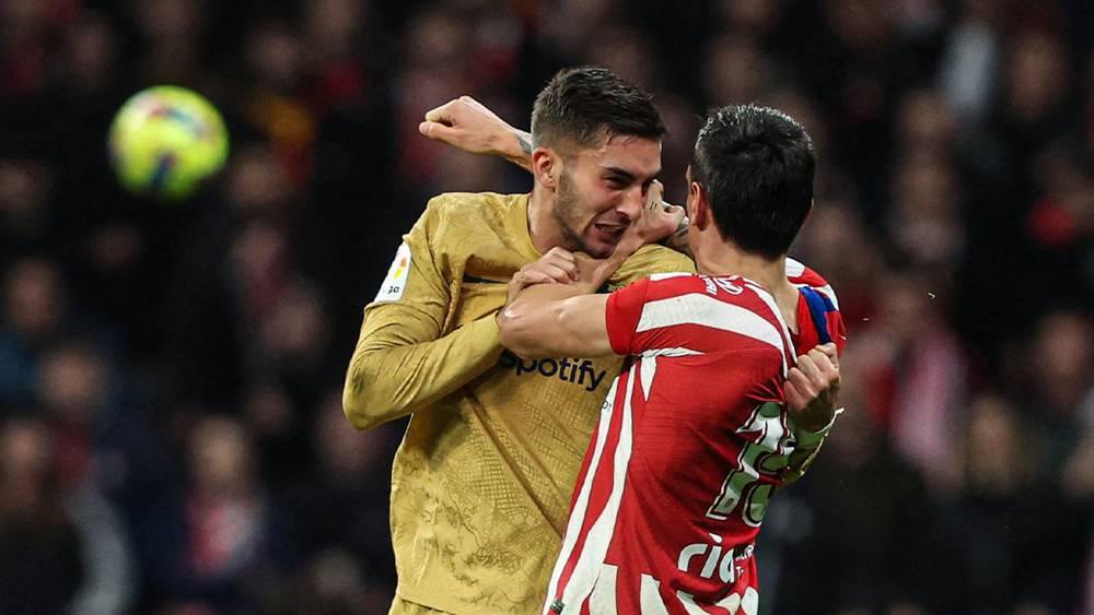 رسميا/ إيقاف فيران توريس وسافيتش لمباراتين إثر "اشتباكهما" في مباراة أتلتيكو مدريد وبرشلونة