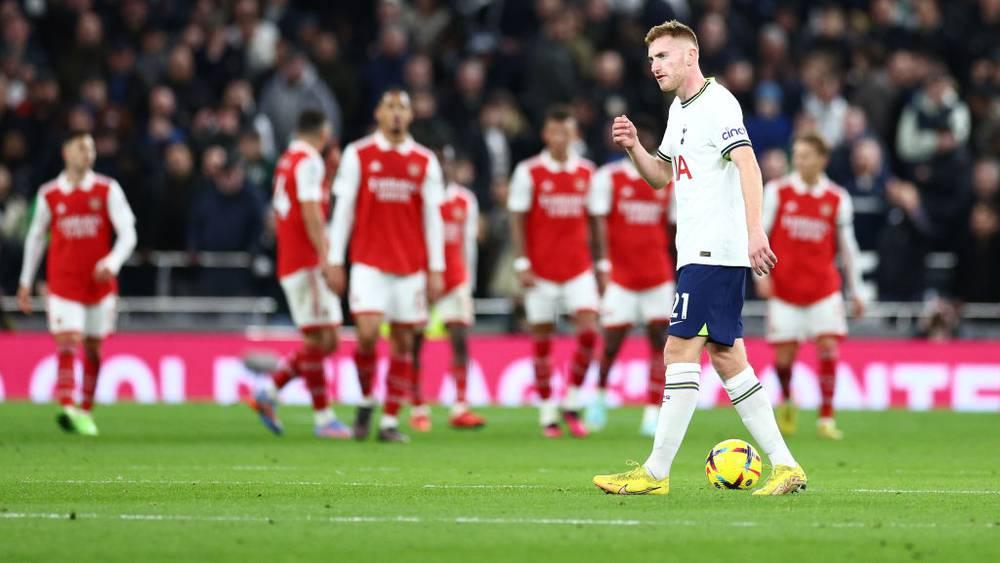 الدوري الإنجليزي/ آرسنال يبتعد في الصدارة بحسم الديربي ضد توتنهام بنتيجة (2-0)