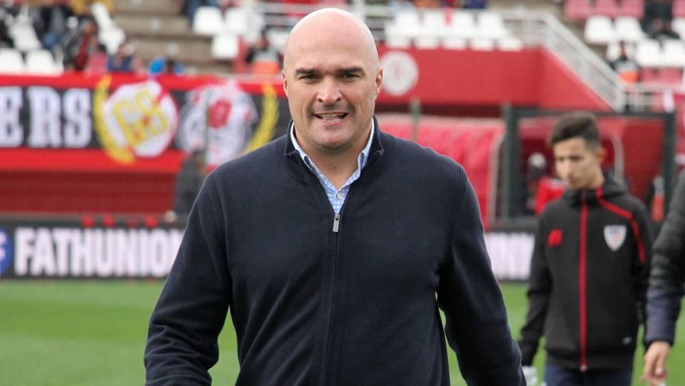 رضا حكم: "أطلب من الجماهير التطوانية تأجيل كل الخلافات إلى نهاية الموسم ومساندة اللاعبين لأنهم يقاتلون من أجل الفريق"