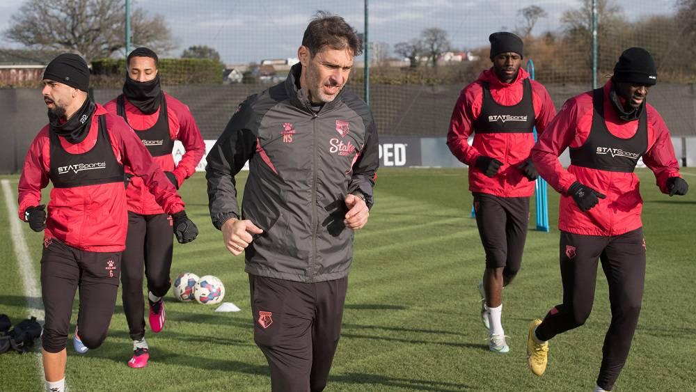 عمران لوزا يعود إلى تداريب واتفورد بعد غيابه عن الميادين لـ3 أشهر بسبب الإصابة