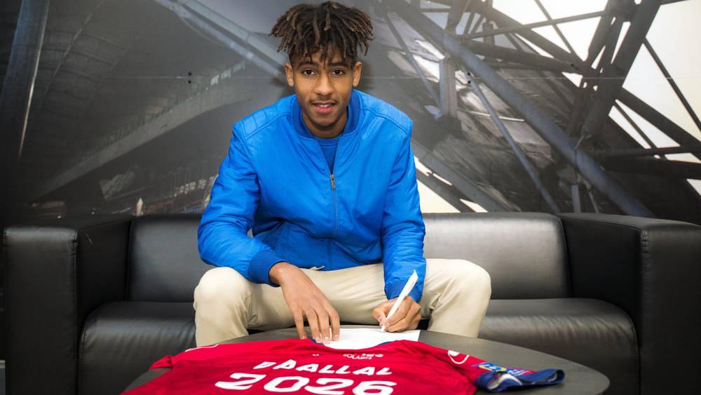 رسميًا/ عبد الله بعلال ينضم إلى كليرمون الفرنسي قادمًا من أكاديمية محمد السادس