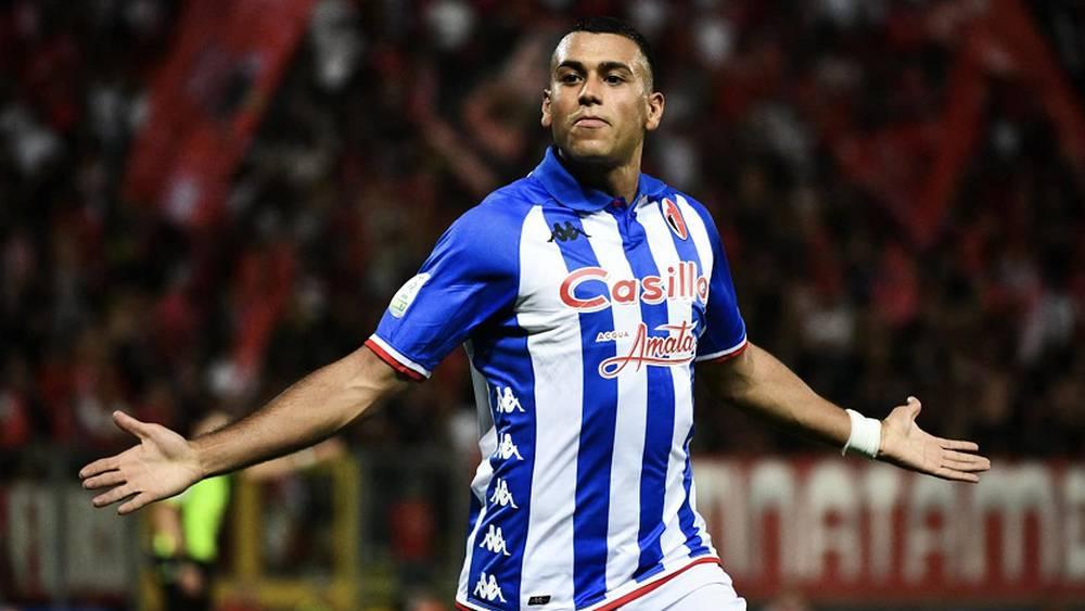 شديرة يسجل هدفا جديدا في "السيري ب" ويساهم في فوز فريقه باري على سبال (4-3)