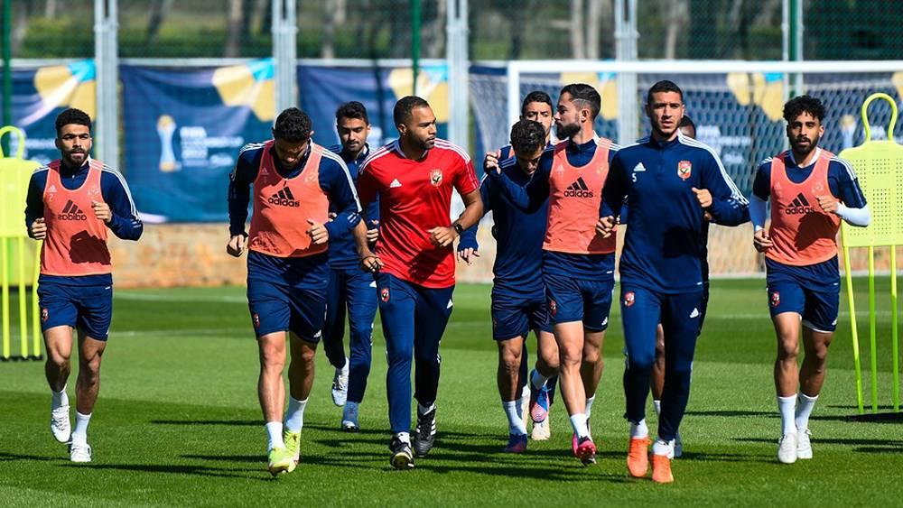 الأهلي يبدأ استعداداته لمواجهة فلامينغو وبعثة النادي تعود إلى طنجة مساء يومه الخميس تأهبا لخوض مباراة الترتيب