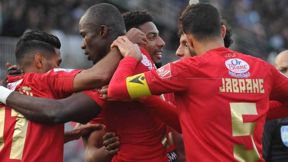 البطولة الاحترافية/ الوداد الرياضي ينتصر على مضيفه الدفاع الحسني الجديدي (1-0) ويصعد لصدارة جدول الترتيب