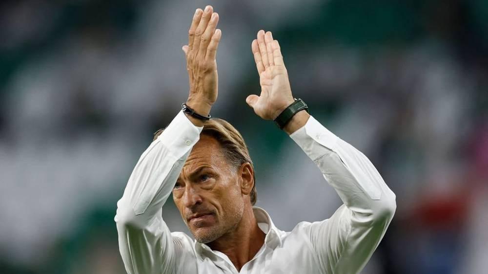 "ليكيب": "رونار مُهتم بتدريب المنتخب الفرنسي النسوي لكن عقده مع الاتحاد السعودي قد يحول دون ذلك"