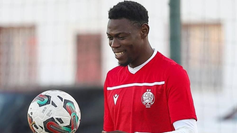 عصبة الأبطال/ "الكاف" يختار أرسين زولا في التشكيلة المثالية للجولة الخامسة من دور المجموعات