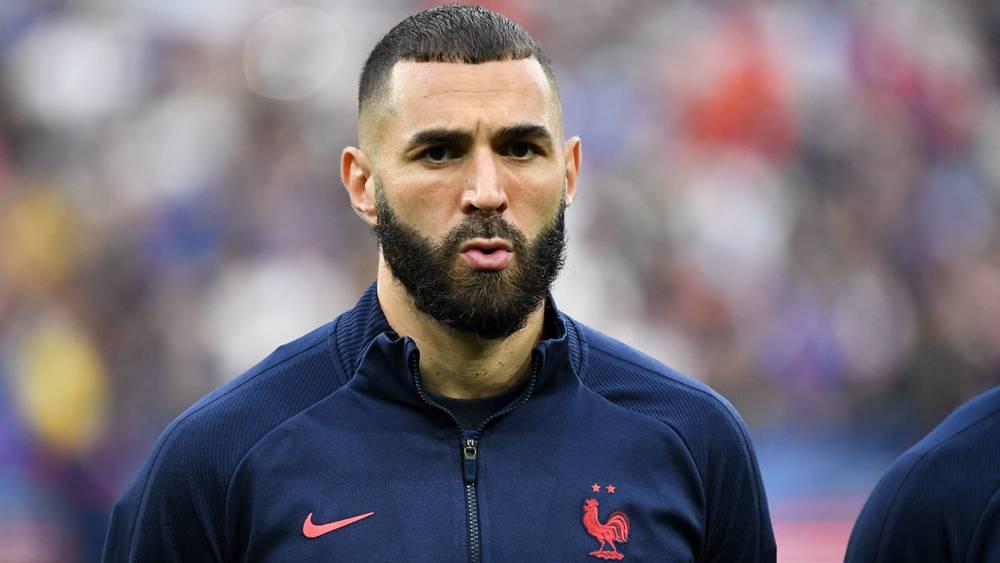 بنزيما يغيب عن تكريم لاعبي منتخب فرنسا الذين اعتزلوا دوليا