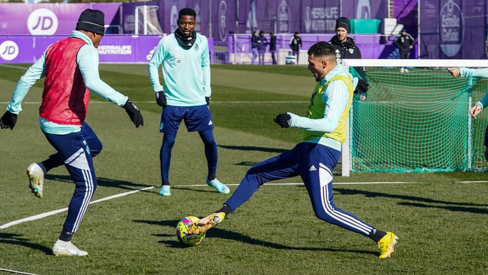 أملاح يعود لتداريب بلد الوليد بعد تعافيه من الإصابة ومشاركته في مواجهة ريال مدريد أمر "وارد"