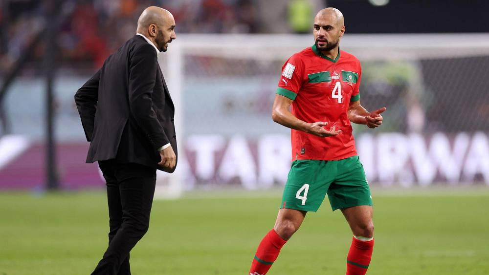 الركراكي: "أمرابط وحش في الميدان ويسعدني الاعتراف بقيمته عالميا بعد أدائه في المونديال"