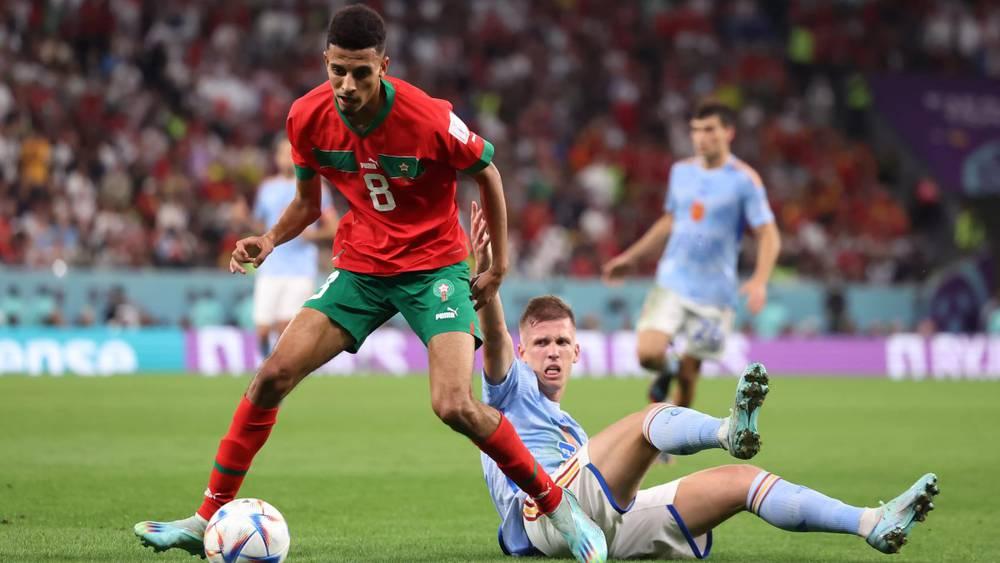 الركراكي: "أوناحي يذكرني بإنييستا وتشافي.. هذا النوع من اللاعبين نادر وإذا قام باختيارات جيدة في مسيرته الكروية سيكتب تاريخ الكرة المغربية"