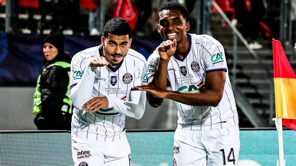 أبو خلال يُحرز هدفاً في مباراة ليون ويرفع رصيده إلى 7 أهداف في الدوري الفرنسي