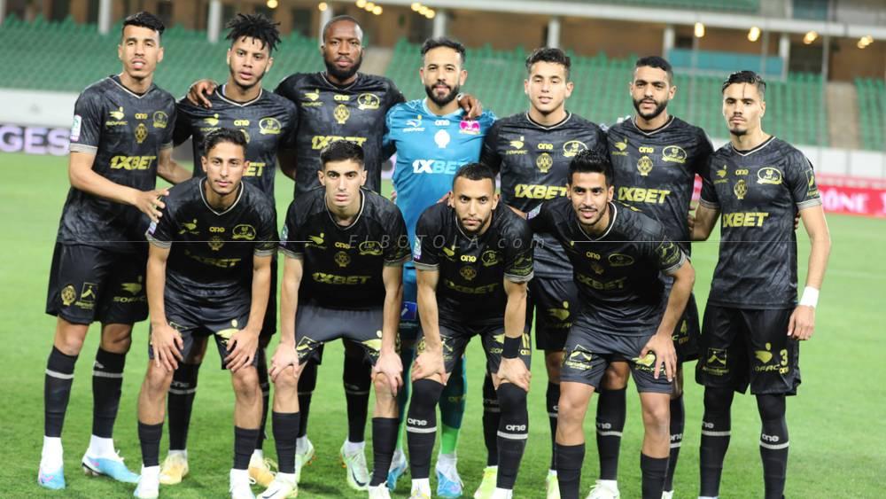 الرجاء الرياضي يُباشر استعداداته لمواجهة الأهلي بحصة تدريبية اليوم الثلاثاء