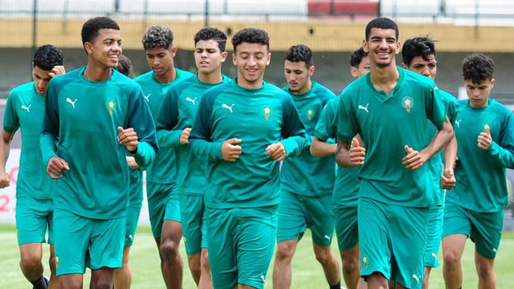 المنتخب المغربي تحت 17 سنة يستهل استعداداته بحصة تدريبية لمواجهة الجزائر في ربع نهائي "الكان"