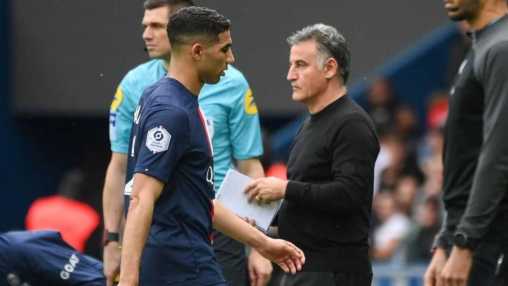 باريس سان جيرمان "يسحق" أجاكسيو (5-0).. حكيمي يسجل ويتلقى البطاقة الحمراء الثانية تواليا!