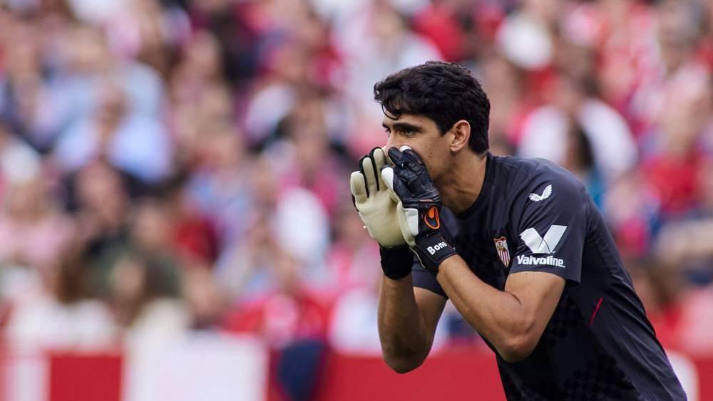 بونو: "روما فريق كبير يقوده مدرب عظيم هو مورينيو لكننا سنخوض نهائي الدوري الأوروبي بطموح لا حدود له"