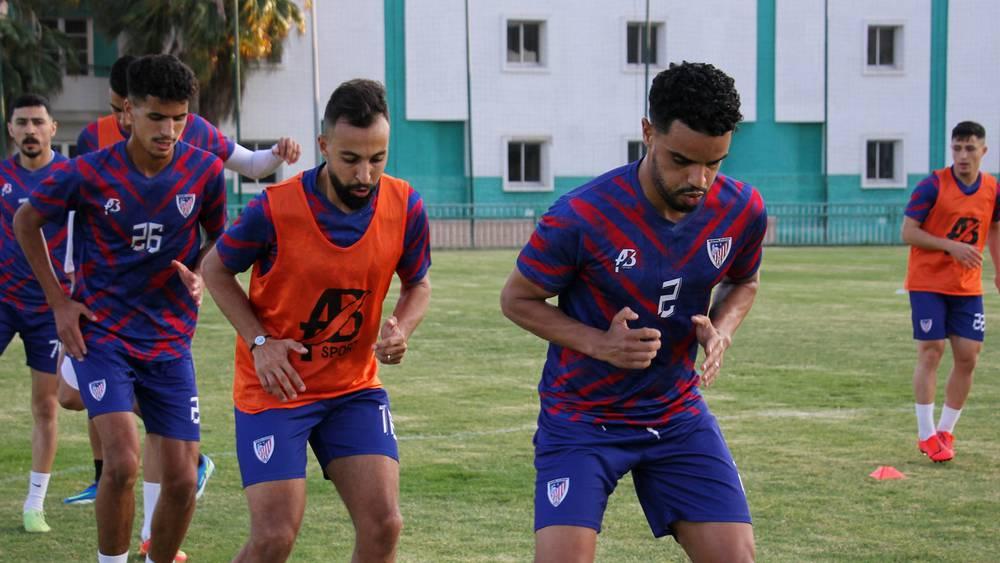 المغرب التطواني يخوض آخر حصة تدريبية بالبيضاء تأهبا لمواجهة الوداد