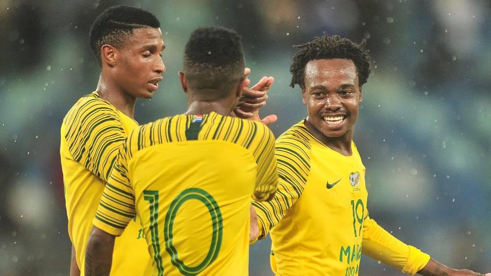 من بينهم بيرسي تاو و8 لاعبين من سان داونز.. مدرب جنوب أفريقيا يكشف عن القائمة النهائية المستدعاة لمواجهة المغرب