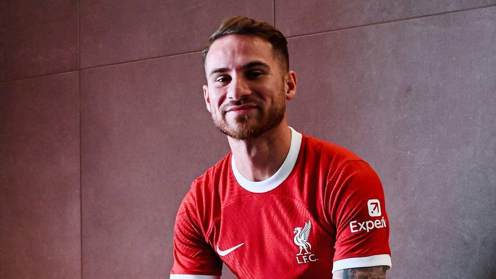 رسميا/ ليفربول يتعاقد مع بطل العالم ماك أليستر قادما من برايتون