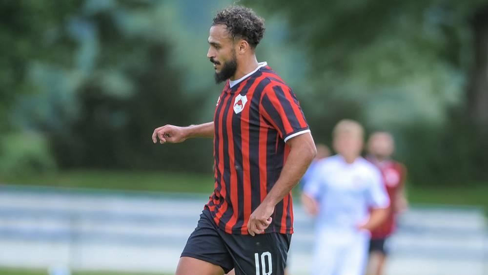 بوفال يقود الريان القطري للفوز وديا على بودابيست هونفيد المجري (2-1)