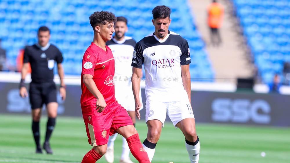 البطولة العربية/ الوداد ينهي الشوط الأول متعادلا أمام السد (0-0) ويحيى جبران يتلقى بطاقة حمراء