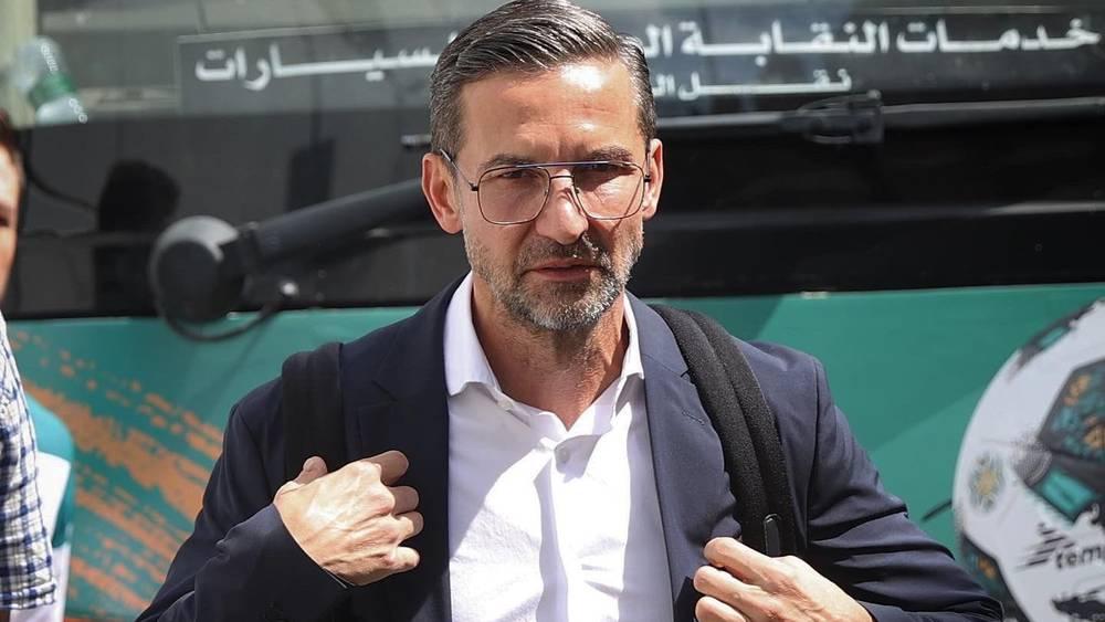 تشكيلة الرجاء أمام الكويت الكويتي.. زينباور يعتمد على عراسي في الدفاع ورحيمي يقود الهجوم رفقة بوزوق والزرهوني