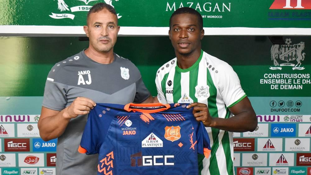 الدفاع الحسني الجديدي يعلن تعاقده مع 6 لاعبين استعدادا للموسم المقبل