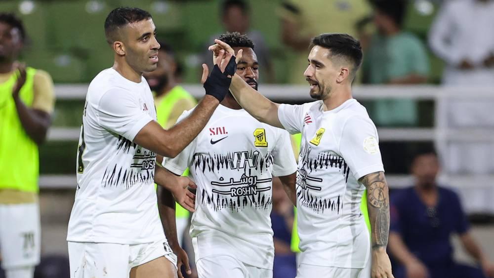 عبد الرزاق حمد الله يقود التشكيلة المثالية للجولة الأولى من دوري "روشن" السعودي