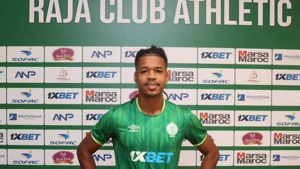 مباريك: "أشكر كل مكونات الرجاء على الثقة وأتمنى تحقيق الألقاب في الموسم الجديد"