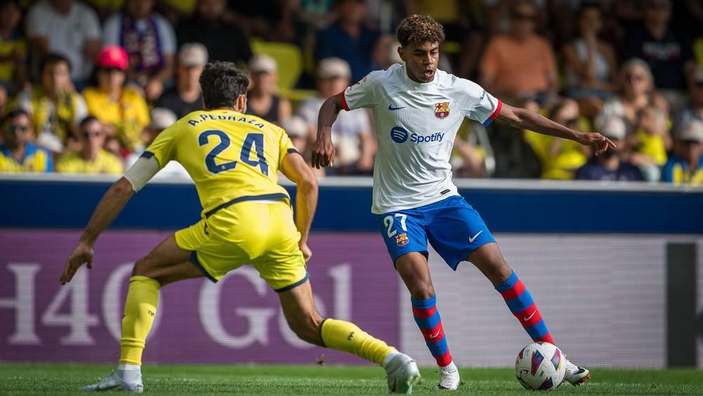 في مباراة "مثيرة" تألق فيها لامين يامال.. برشلونة يقلب الطاولة على فياريال (3-4)