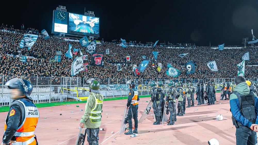 "الكورفا سود" تخبر الجماهير الرجاوية بإيجاد صيغة توافقية للتراجع عن فكرة "fan id"