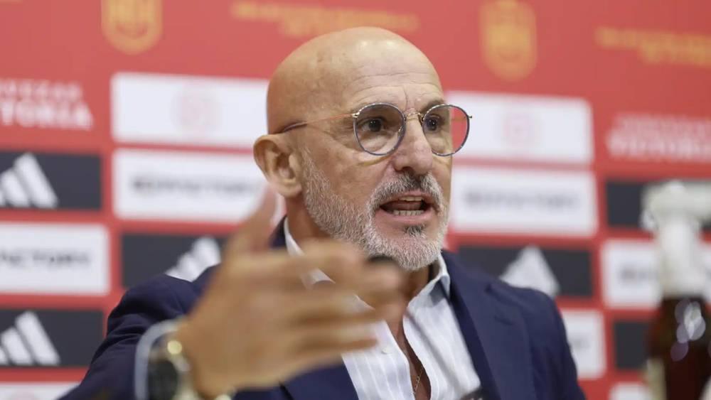 دي لافوينتي (مدرب إسبانيا): "سأكون سعيدًا بإقامة نهائي كأس العالم 2030 في إسبانيا وهذا حلم بالنسبة لي"
