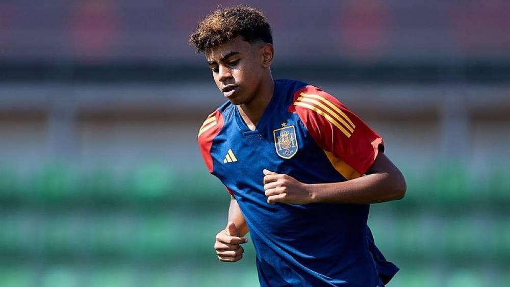 الصحف الإسبانية "قلقة" من إمكانية تغيير يامال لجنسيته الرياضية بعد تأكد غيابه عن مواجهتي استكتلندا والنرويج للإصابة