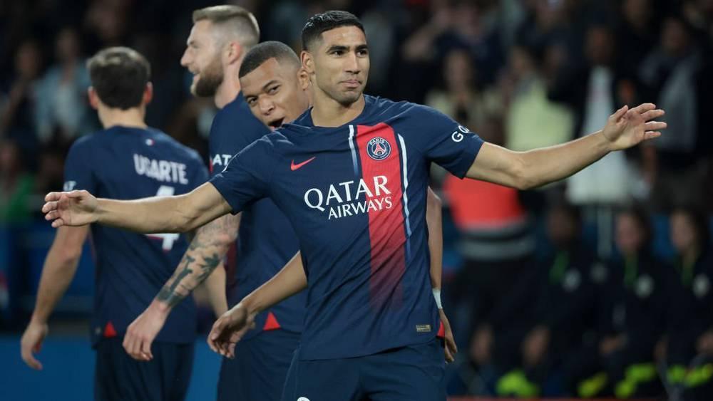 إحصائيات/ حكيمي يتصدر قائمة اللاعبين الأكثر تقدما بالكرة نحو الهجوم في الدوري الفرنسي