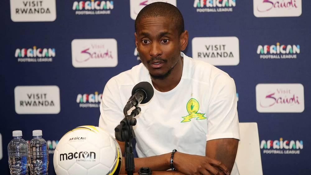 مدرب سان داونز يقدم التعازي للوداد في وفاة فلوح ولعائلات ضحايا زلزال الحوز