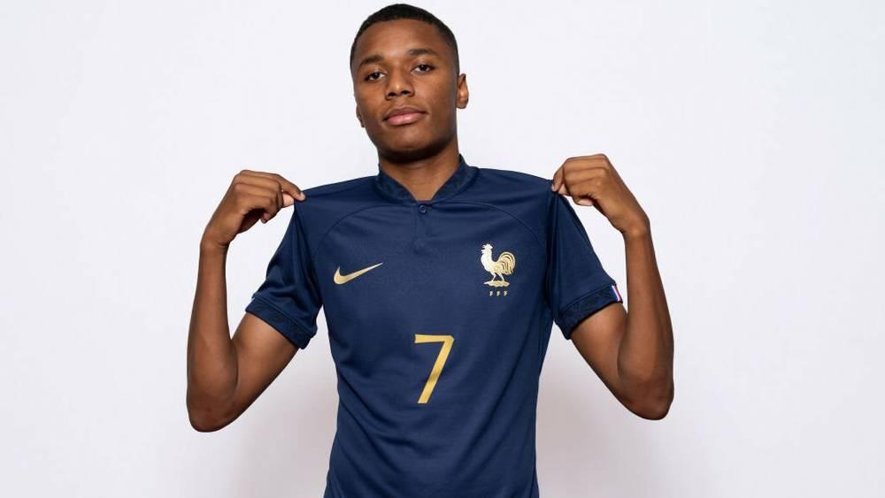مونديال الناشئين/ فرنسا مهددة بالإقصاء بسبب "خطأ إداري" بعد مشاركة لاعبها "إيسوفو" سابقا في التصفيات رفقة النيجر