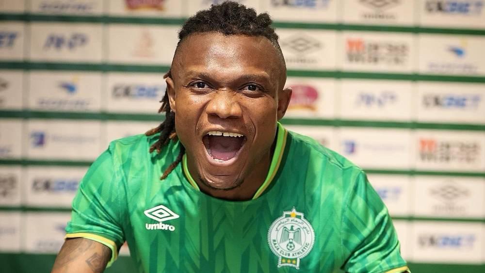 رسميا/ الرجاء الرياضي يعلن تعاقده مع متوسط الميدان الإيفواري هيرفي غاي